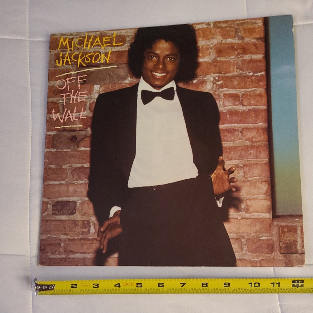 EUC Michael Jackson Off The Wall Vinyl Record - Black - Picture 5 of 7
